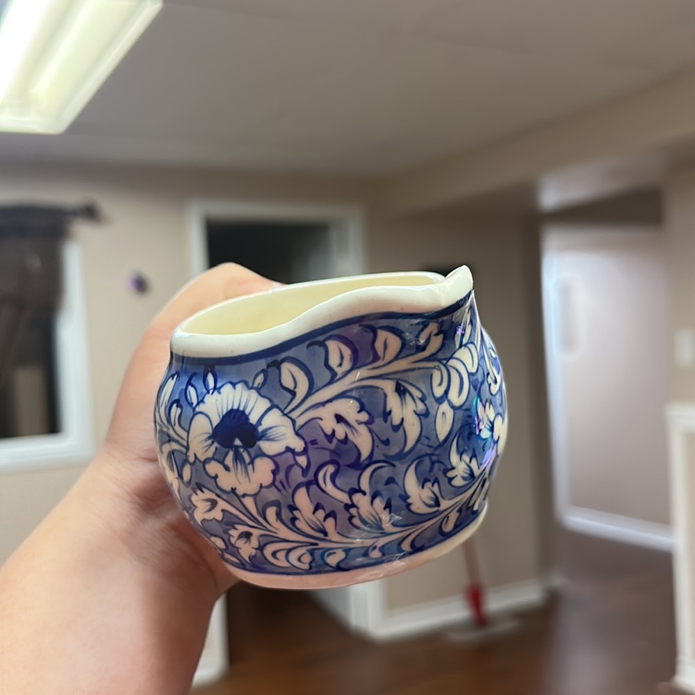 Tea cup - Picture 3 of 4